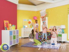 2013�����b���ИI(y��)�l(f��)չ�cǰ��